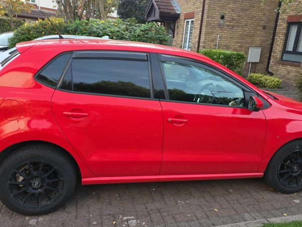 Volkswagen Polo Hatchback, Petrol, 2013, Red