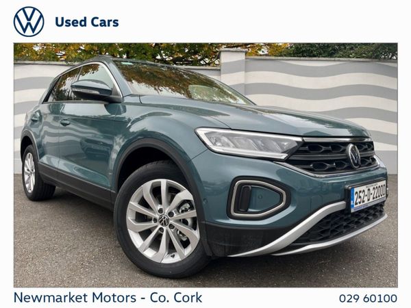 Volkswagen T-Roc SUV, Diesel, 2025, Blue