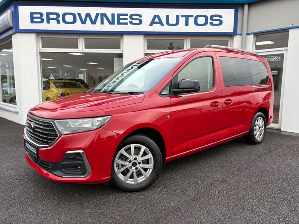 Ford Tourneo Connect MPV, Diesel, 2023, Red