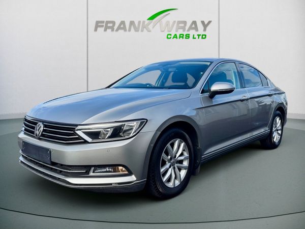Volkswagen Passat Saloon, Diesel, 2016, Silver