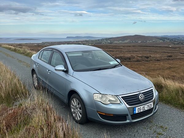 Volkswagen Passat Saloon, Diesel, 2005, Blue