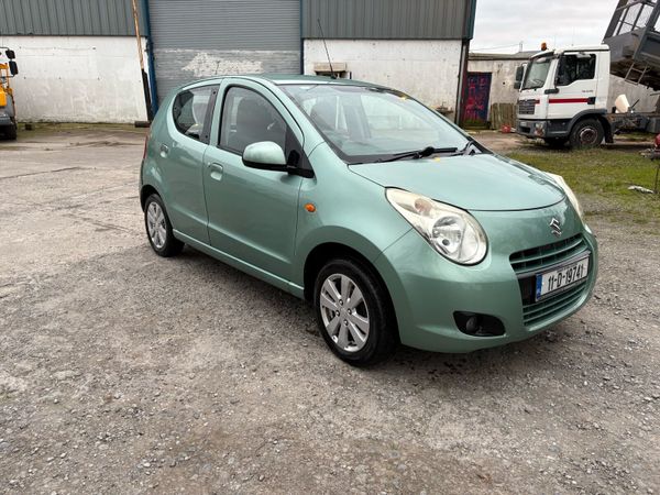 Suzuki Alto Hatchback, Petrol, 2011, Green