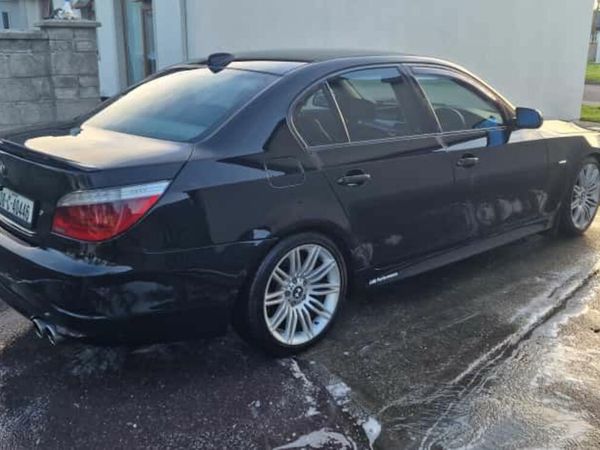 BMW 5-Series Saloon, Diesel, 2008, Black