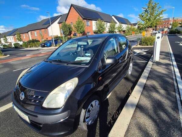 Nissan Pixo Hatchback, Petrol, 2011, Black