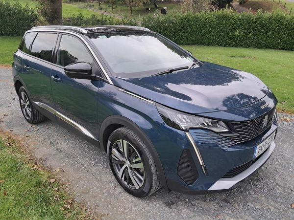 Peugeot 5008 MPV, Diesel, 2024, Blue