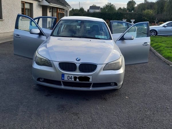 BMW 5-Series Saloon, Petrol, 2004, Silver