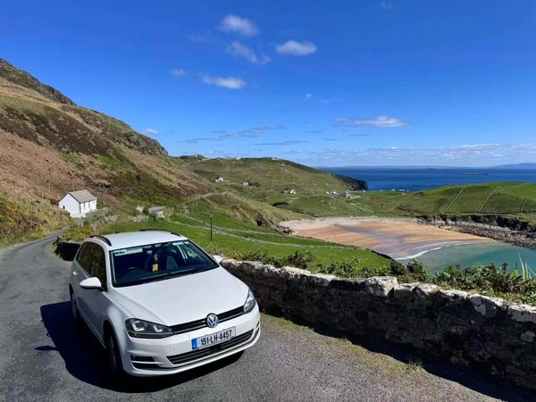 Volkswagen Golf Estate, Petrol, 2015, White