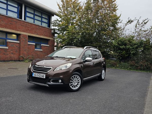 Peugeot 2008 Hatchback, Petrol, 2015, Brown