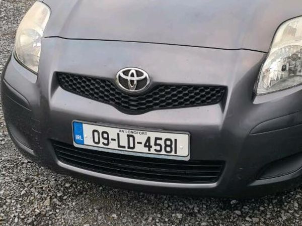 Toyota Yaris Hatchback, Petrol, 2009, Grey
