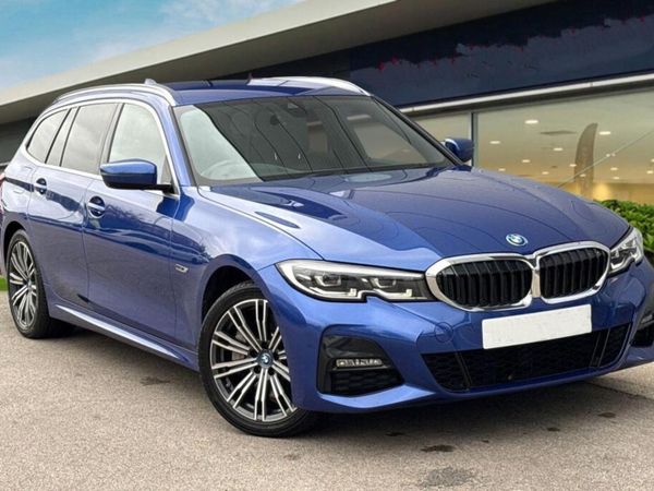 BMW 3-Series Estate, Petrol Hybrid, 2021, Blue