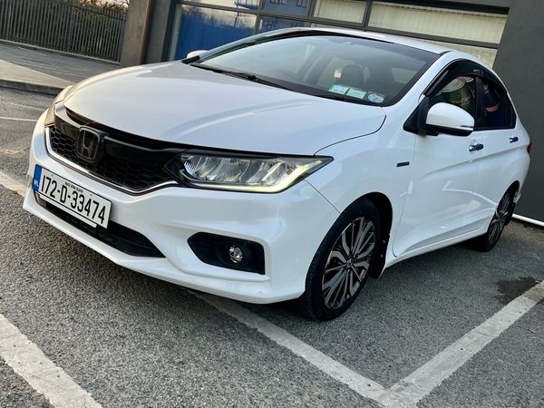 Honda Grace Saloon, Petrol Hybrid, 2017, White