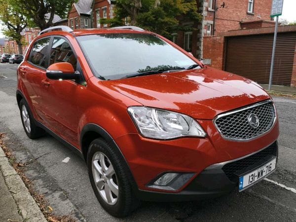 SsangYong Korando SUV, Diesel, 2013, Red
