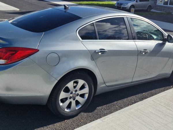 Vauxhall Insignia Saloon, Diesel, 2013, Silver