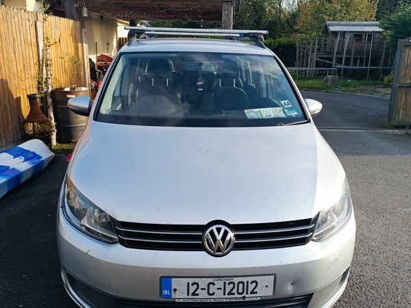 Volkswagen Touran MPV, Diesel, 2012, Silver
