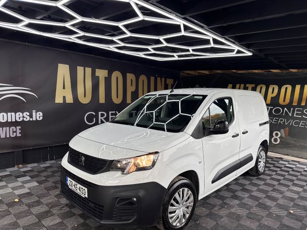 Peugeot Partner MPV, Diesel, 2022, White