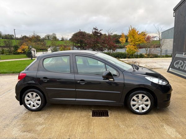 Peugeot 207 Hatchback, Diesel, 2011, Black