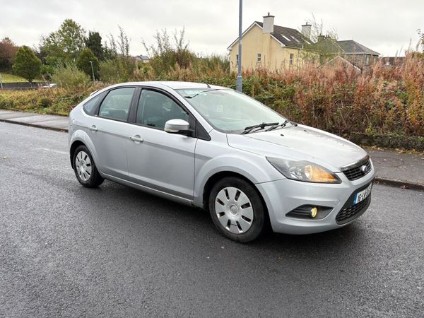 Ford Focus Hatchback, Diesel, 2010, Silver