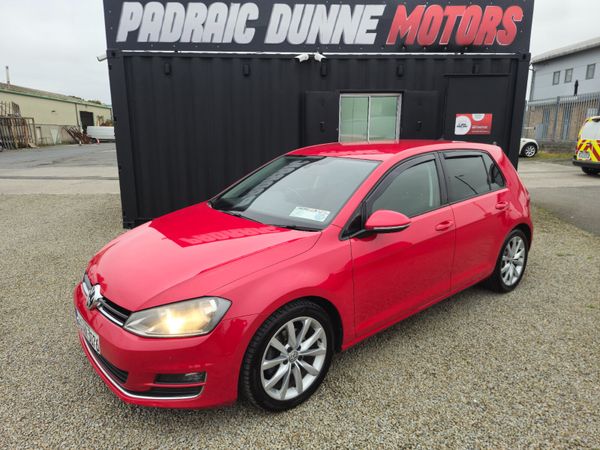 Volkswagen Golf Hatchback, Diesel, 2014, Red