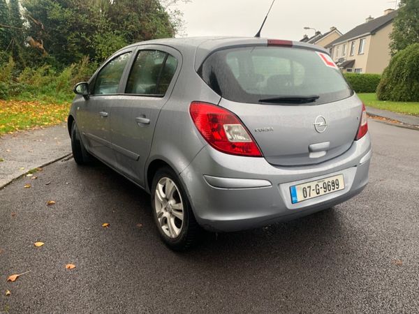 Opel Corsa Hatchback, Petrol, 2007, Silver