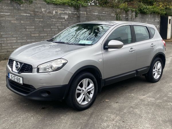 Nissan Qashqai Hatchback, Diesel, 2010, Silver