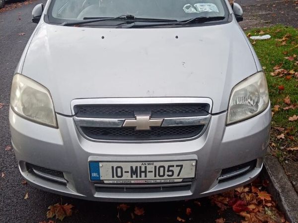 Chevrolet Aveo Saloon, Petrol, 2010, Silver