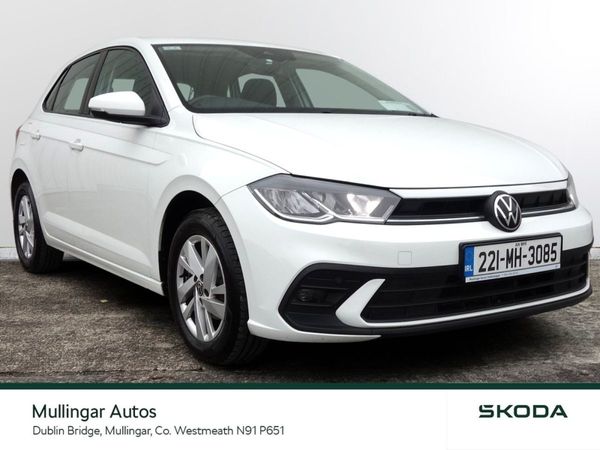 Volkswagen Polo Hatchback, Petrol, 2022, White