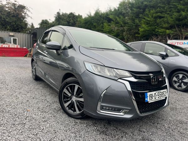 Honda Fit Hatchback, Petrol Hybrid, 2019, Grey