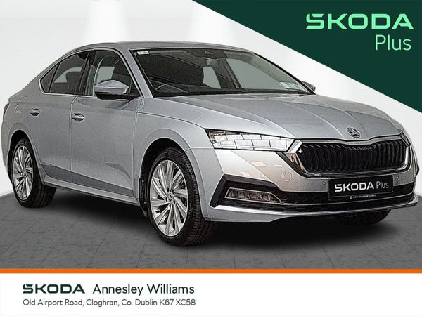 Skoda Octavia Saloon, Petrol, 2024, Silver