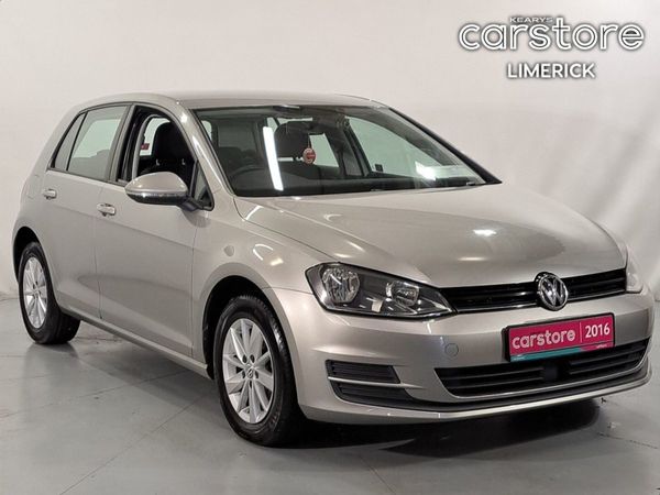 Volkswagen Golf Hatchback, Petrol, 2016, Gold