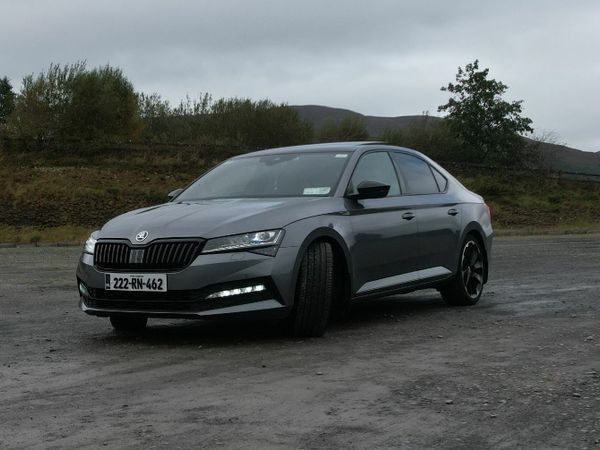 Skoda Superb Saloon, Diesel, 2022, Grey