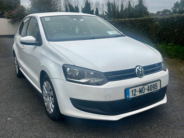 Volkswagen Polo Hatchback, Petrol, 2012, White