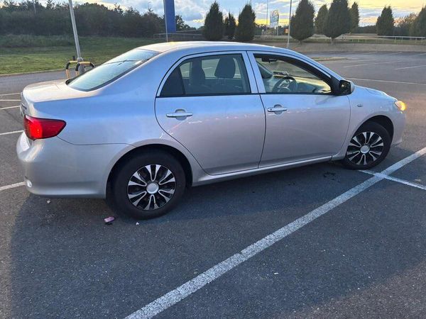 Toyota Corolla Saloon, Petrol, 2007, Silver