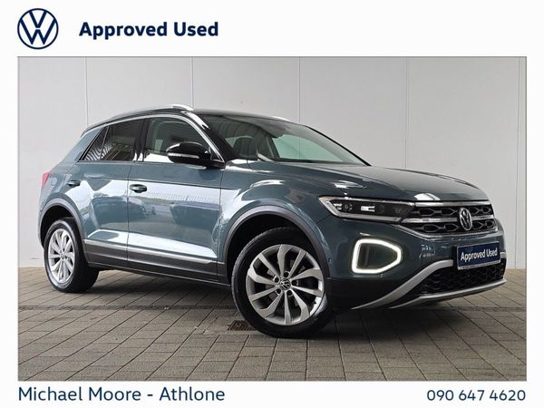 Volkswagen T-Roc SUV, Diesel, 2023, Blue