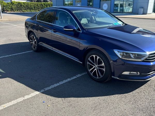 Volkswagen Passat Saloon, Diesel, 2017, Blue
