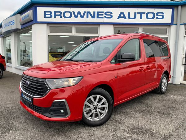 Ford Tourneo Connect MPV, Diesel, 2023, Red