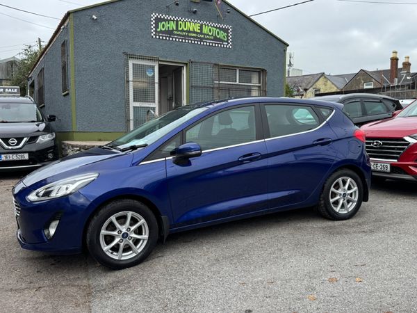 Ford Fiesta Hatchback, Petrol, 2018, Blue