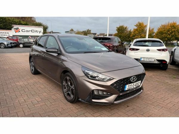 Hyundai i30 Hatchback, Petrol, 2022, Brown