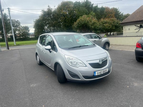 Vauxhall Meriva MPV, Petrol, 2011, Silver