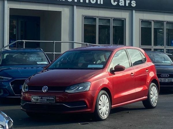 Volkswagen Polo Hatchback, Petrol, 2015, Red
