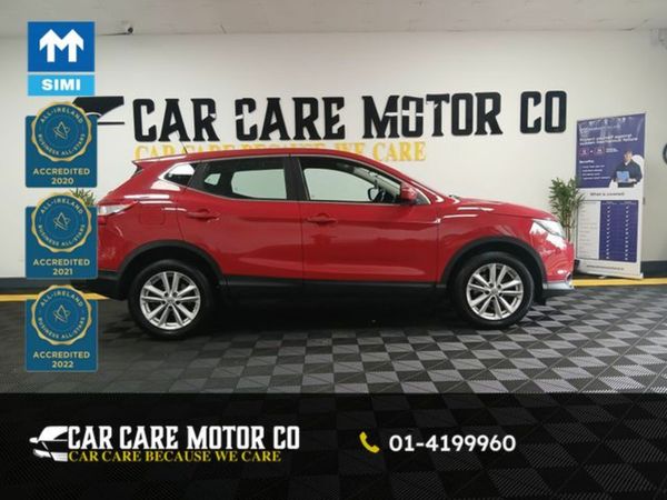 Nissan Qashqai SUV, Diesel, 2015, Red