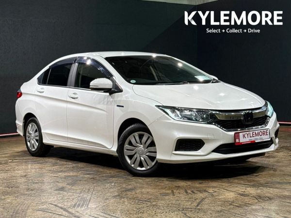 Honda Grace Saloon, Petrol Hybrid, 2020, White