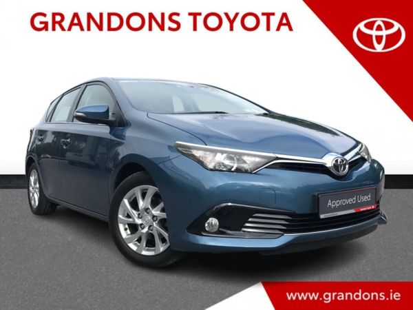 Toyota Auris Hatchback, Diesel, 2016, Blue