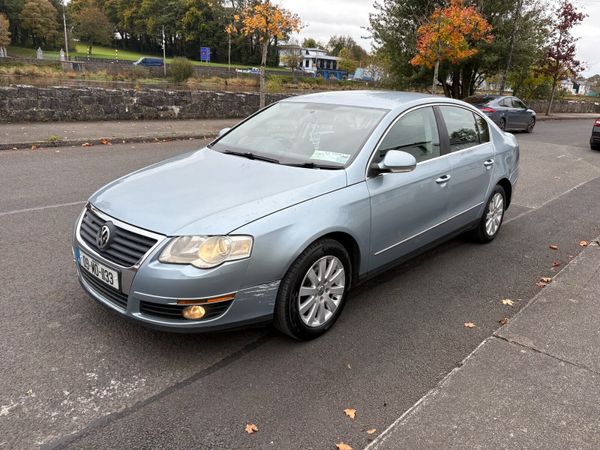 Volkswagen Passat Saloon, Diesel, 2009, Blue
