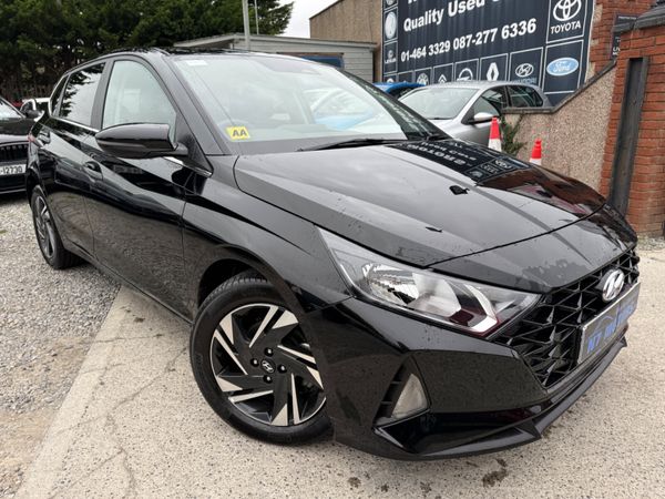 Hyundai i20 Hatchback, Petrol, 2023, Black