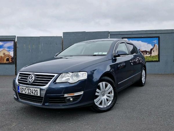 Volkswagen Passat Saloon, Petrol, 2007, Blue