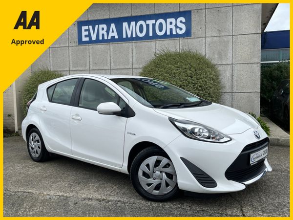 Toyota Aqua Hatchback, Petrol Hybrid, 2020, White