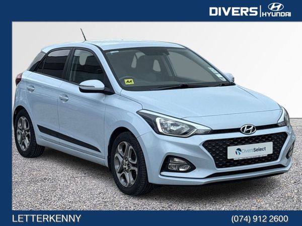 Hyundai i20 Hatchback, Petrol, 2019, Blue