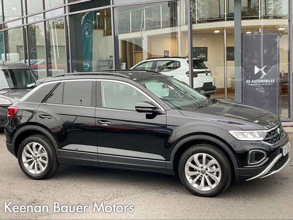 Volkswagen T-Roc Hatchback, Diesel, 2025, Black