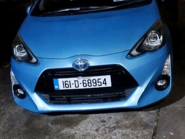 Toyota Aqua Hatchback, Petrol Hybrid, 2016, Blue