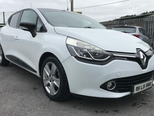 Renault Clio Hatchback, Diesel, 2015, White